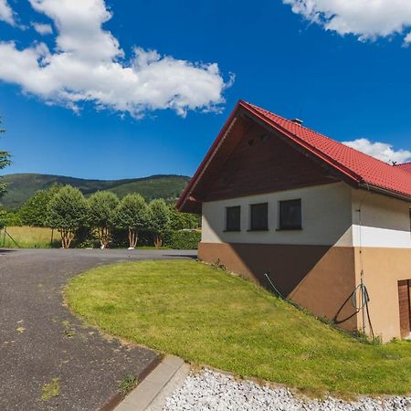 Apartman Kinskych Rožnov pod Radhoštěm Zewnętrze zdjęcie